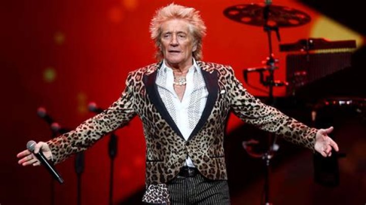 Age of Singer Rod Stewart: A Journey Through Time