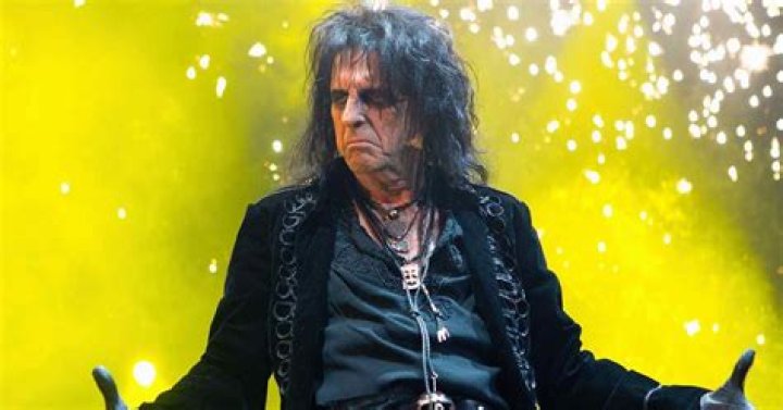 A Journey Through the Spectacle of an Alice Cooper Concert