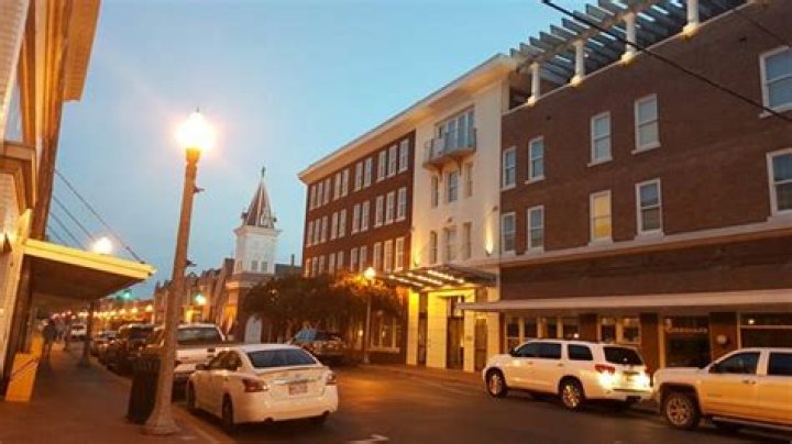 Alluvian Hotel: A Luxurious Retreat in the Heart of the City