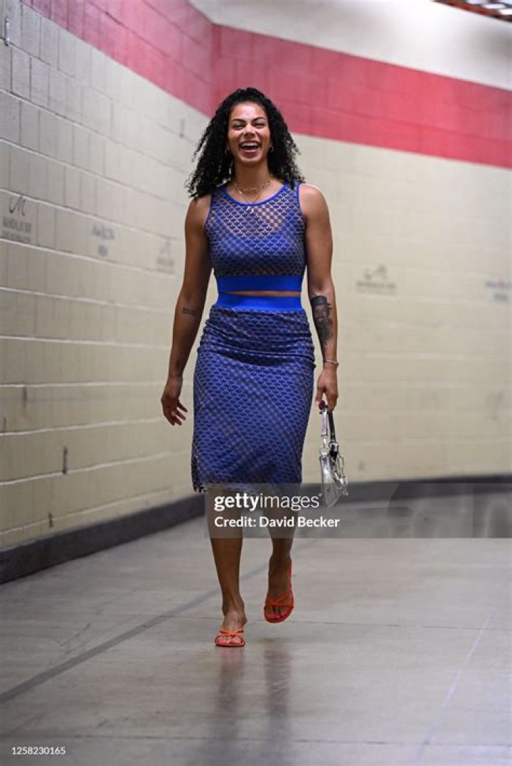 Alysha Clark's Spouse: A Deep Dive into Her Personal Life