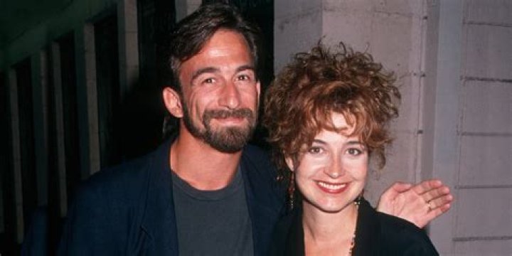 Exploring Annie Potts' Spouse: A Journey Through Love and Partnership