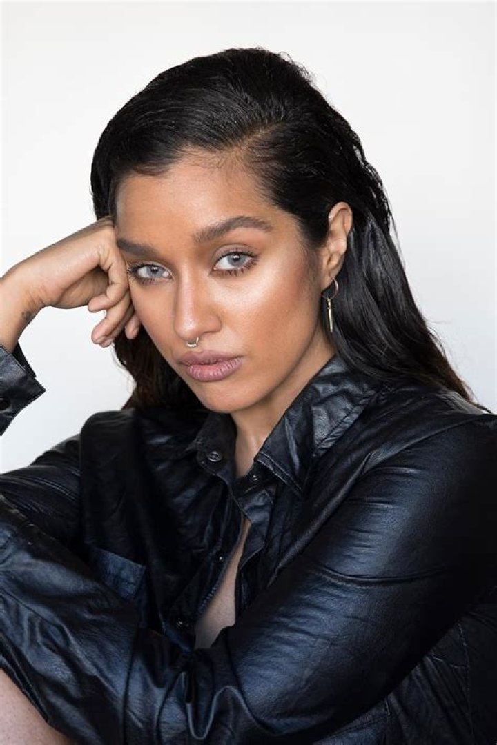 Ayesha Hussain: Inspiring Stories & Insights