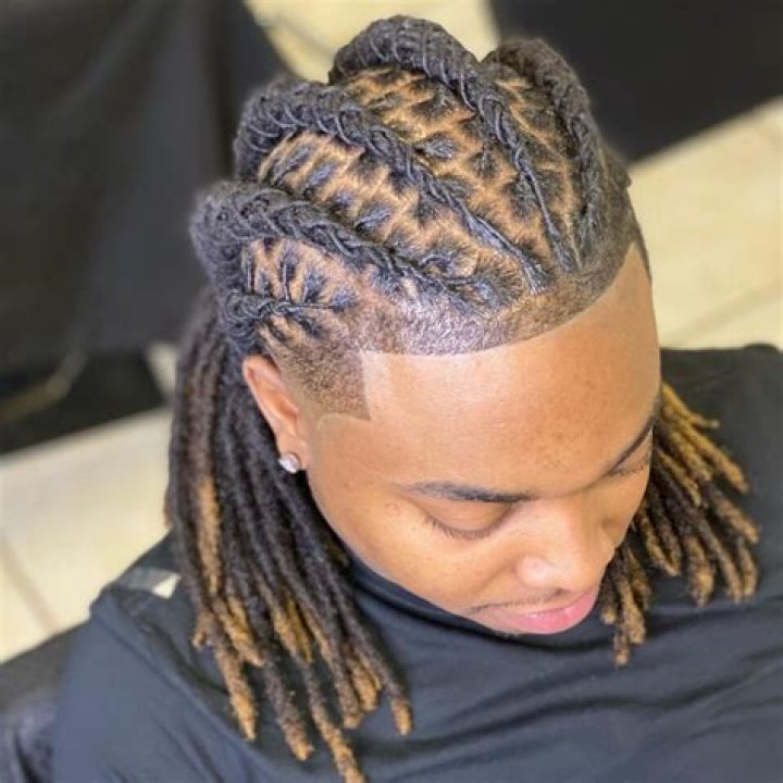 Barrel Twist Dreads: The Ultimate Guide to Achieving and Maintaining Stylish Twists