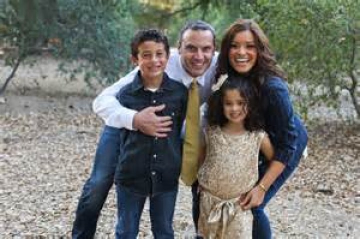 Unveiling Bianca Olthoff's Husband: A Journey Through Love and Partnership