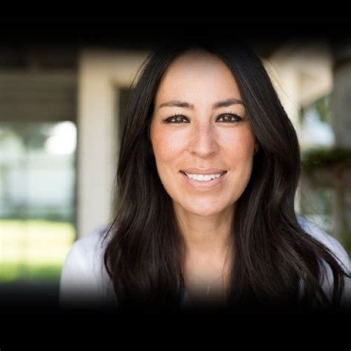Biography of Joanna Gaines: The Journey of a Design Icon