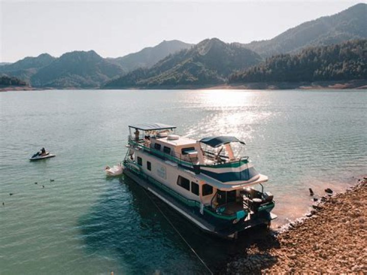 Discovering the Wonders of Bridge Bay at Shasta Lake