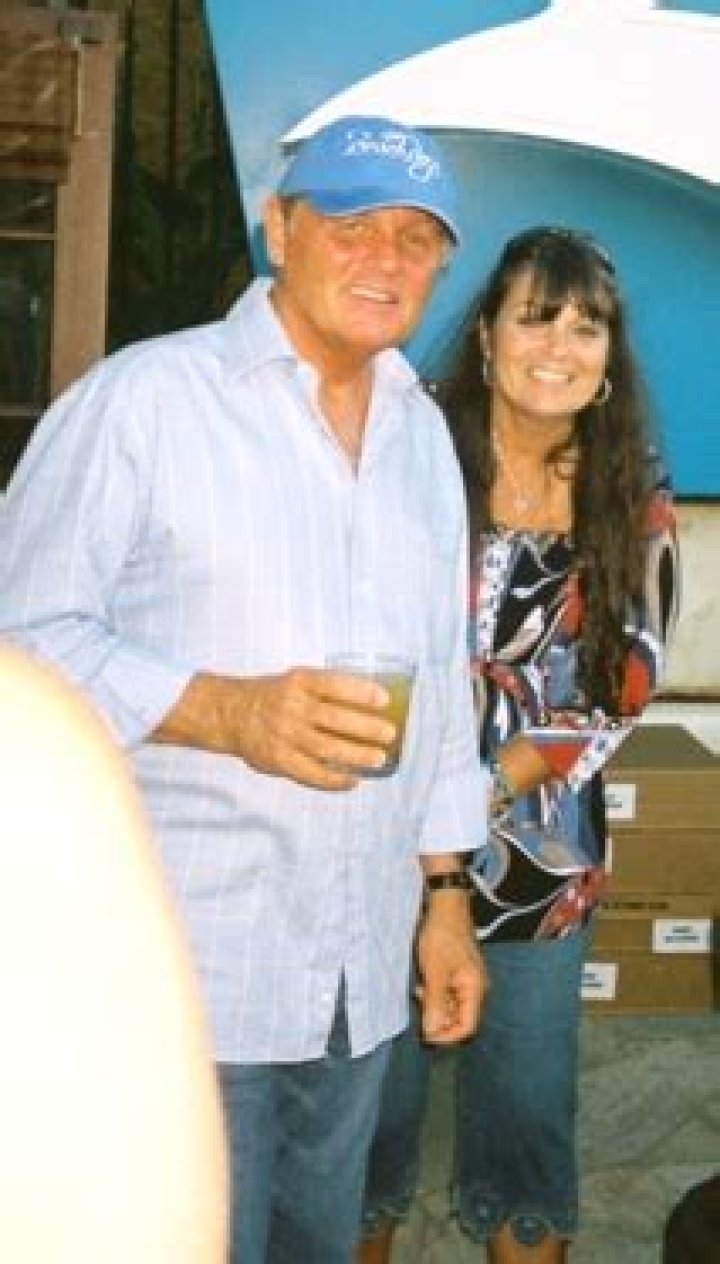 Inside the Life of Bruce Johnston's Wife: A Closer Look at Their Love and Legacy