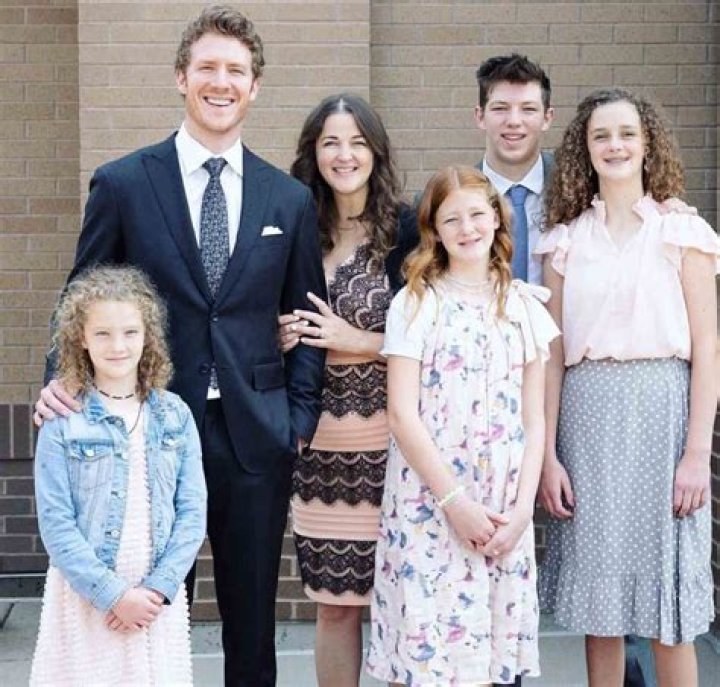 Exploring the Life of Casey Elliott: The Actor and His Wife