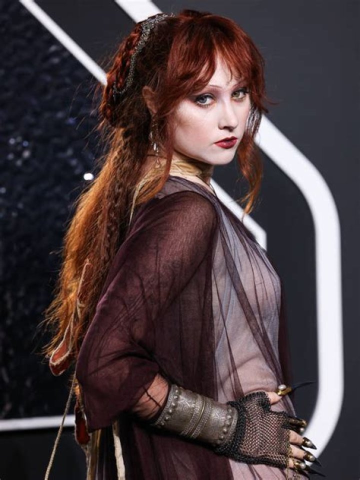 Unveiling Chappell Roan: How Tall is This Rising Star?