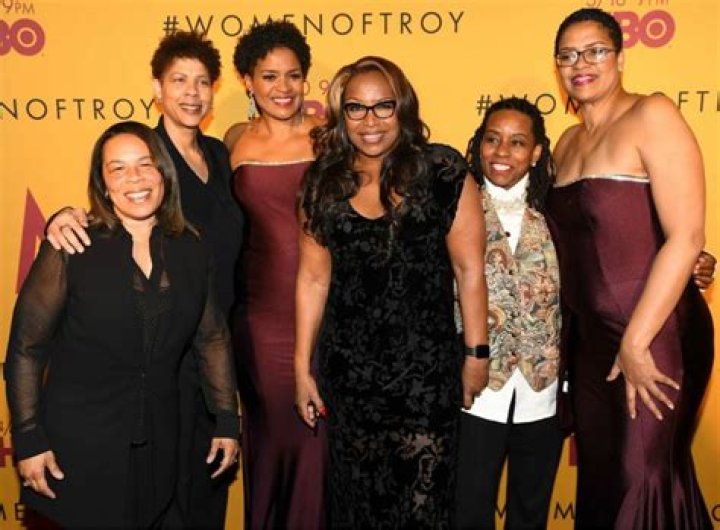 Exploring the Life of Cheryl Miller and Her Kids