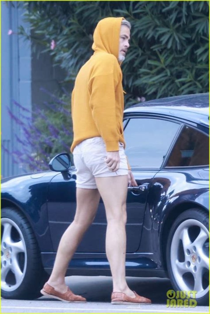 Chris Pine Short Shorts: A Style Icon Redefined
