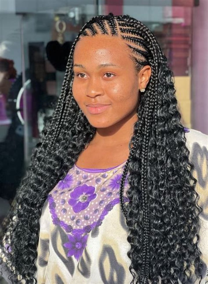 Cornrows to One Side: A Stylish and Versatile Hairstyle