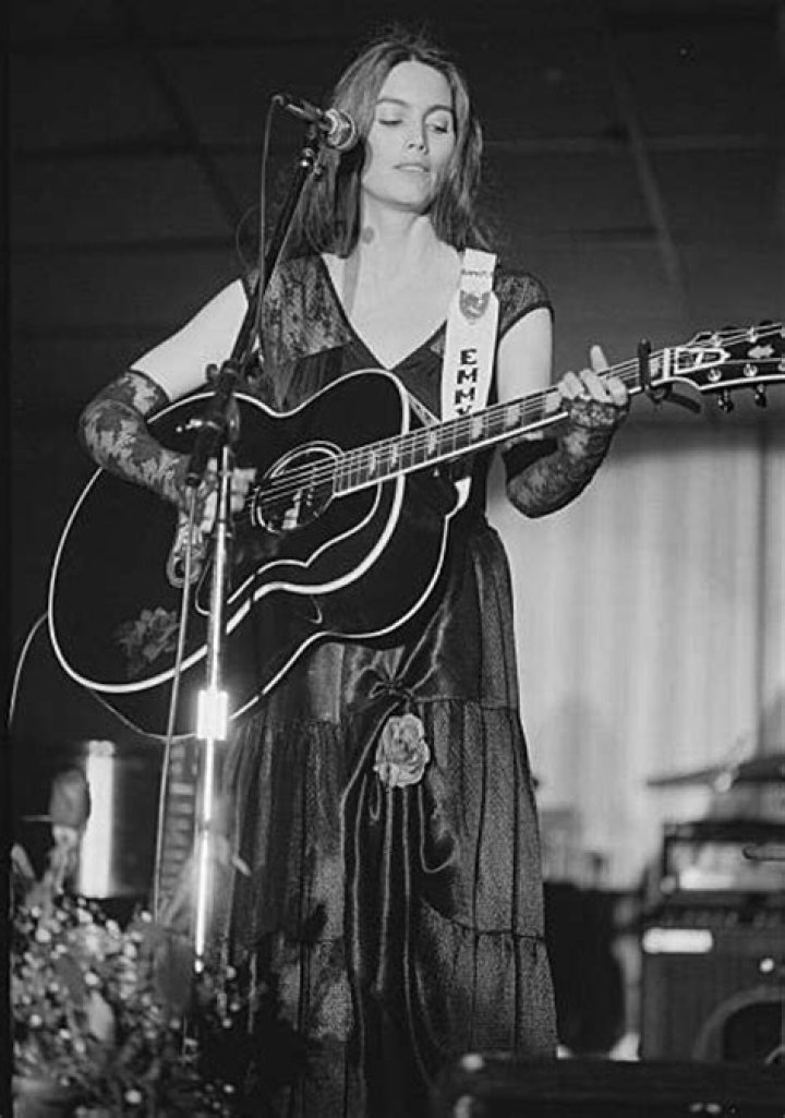 The Timeless Voice of Country Singer Emmylou Harris