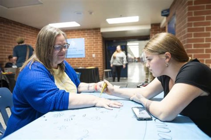 Cranberry Eagle: The Majestic Avian Wonder