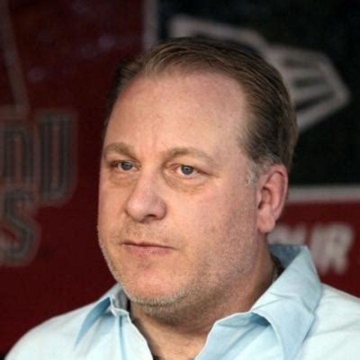 Curt Schilling Net Worth 2024: A Deep Dive into the Baseball Legend&rsquo;s Financial Journey