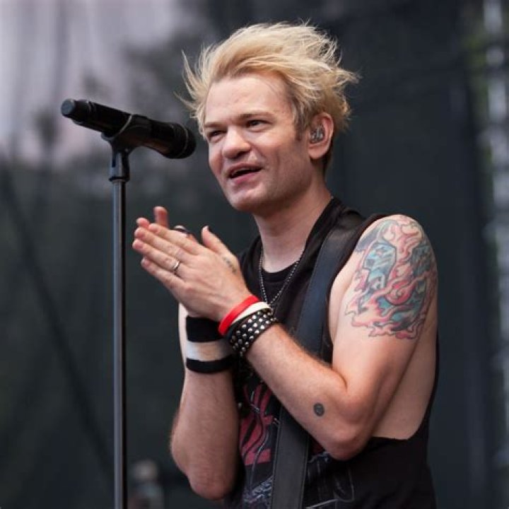 Deryck: A Deep Dive into the Life and Career of a Modern Influencer