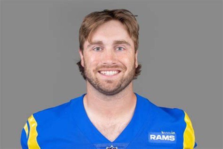 Devlin Hodges: The Rise of an Underdog Quarterback