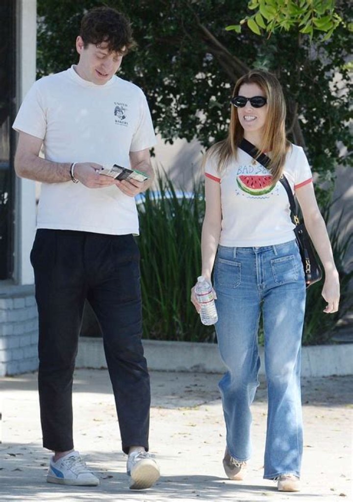 Alex Edelman's Daughter: Family Life & Parenting Journey - Unveiled