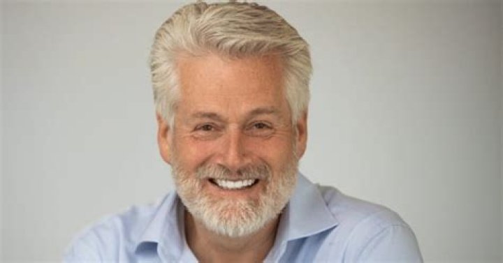 Douglas Howard Net Worth: Exploring the Wealth and Legacy of a Hollywood Legend