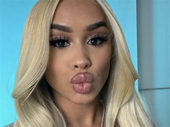 Dreamdoll Sister: A Deep Dive into Their Relationship and Impact