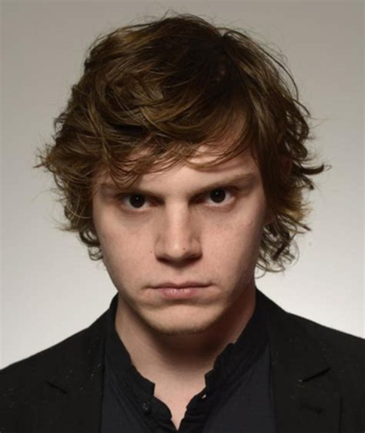 Evan Peters: The Versatile Star of Hollywood