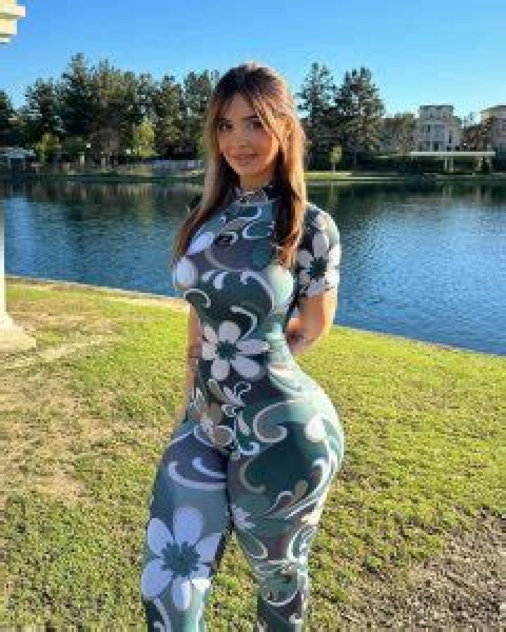 Unveiling the Allure of Evana Maria on OnlyFans