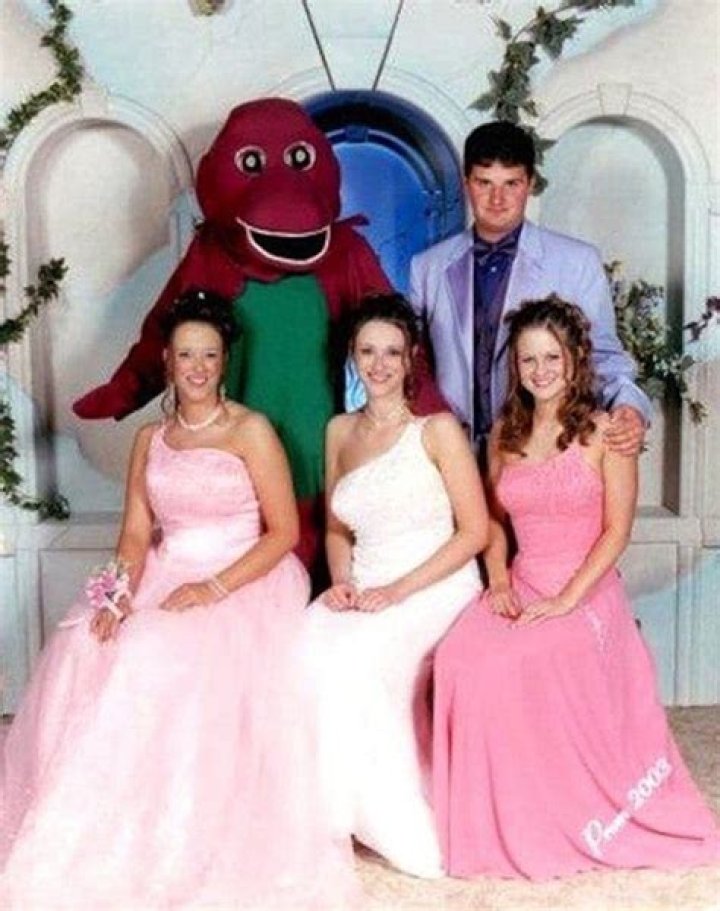 Funny Prom Pics: A Guide to Capturing the Most Hilarious Moments