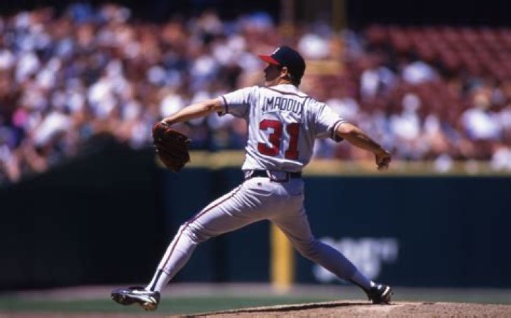 Mastering the Art of Greg Maddux Pitching