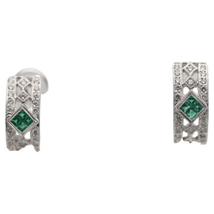 Discovering the Allure of Heather McDonald Earrings