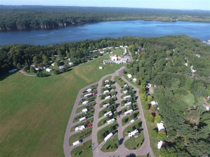 Discover the Hidden Gem of Holiday Shores Campground