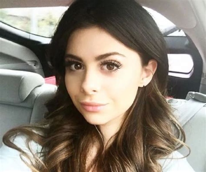 How Old Is Azzyland? Uncovering the Age and Life of the Famous YouTuber