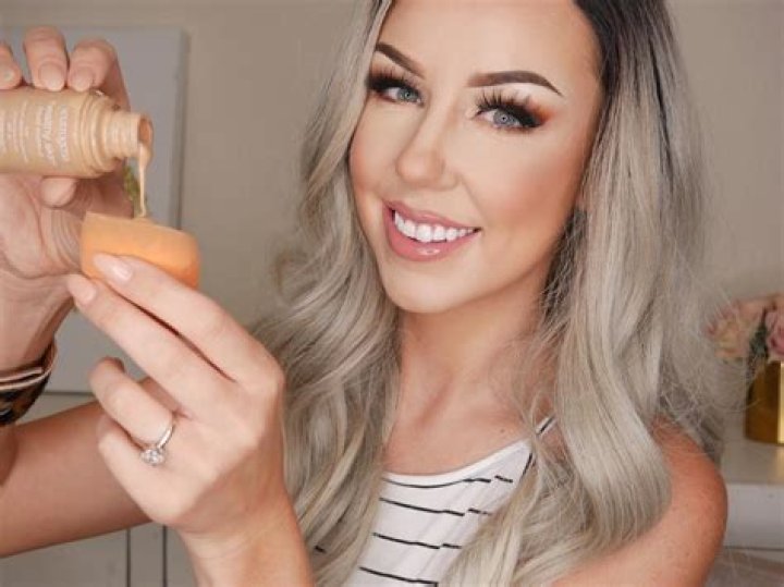 Unveiling the Age of Chelsey Smith: The Vision Behind Chelsey Smith Cosmetics