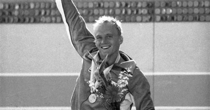 How Old Is Rowdy Gaines? A Comprehensive Look at His Life and Career