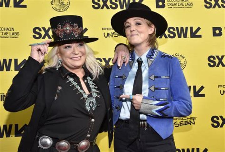 Discovering the Height of Tanya Tucker: A Country Legend
