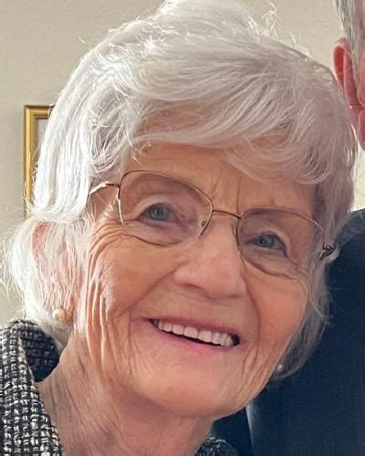 Understanding Hullinger Mortuary Obituaries in Roosevelt, Utah