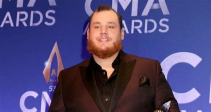 Unraveling the Political Stance of Luke Combs: Is He a Democrat?