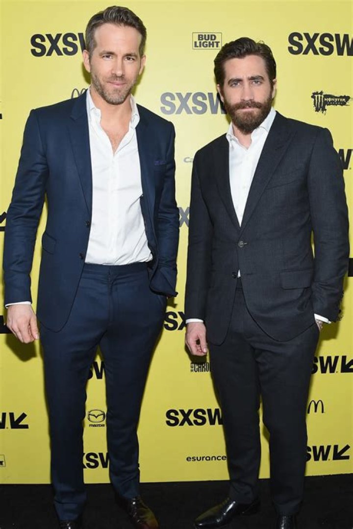 Uncovering Jake Gyllenhaal's Height in Feet: A Closer Look