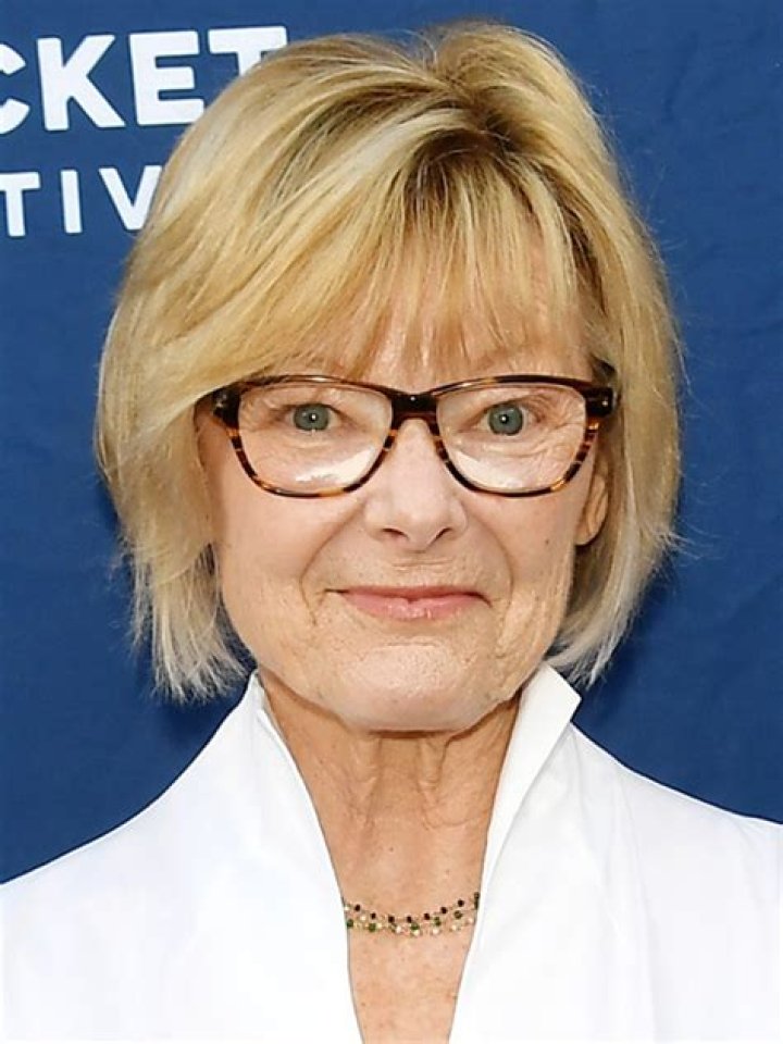 25 Fun Facts About Jane Curtin Guaranteed to Make You Smile