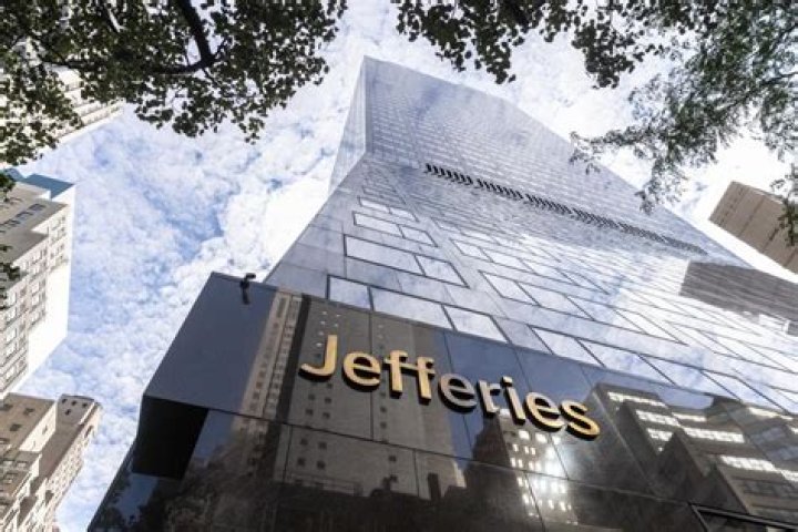Jefferies Banker: A Deep Dive into the World of Investment Banking