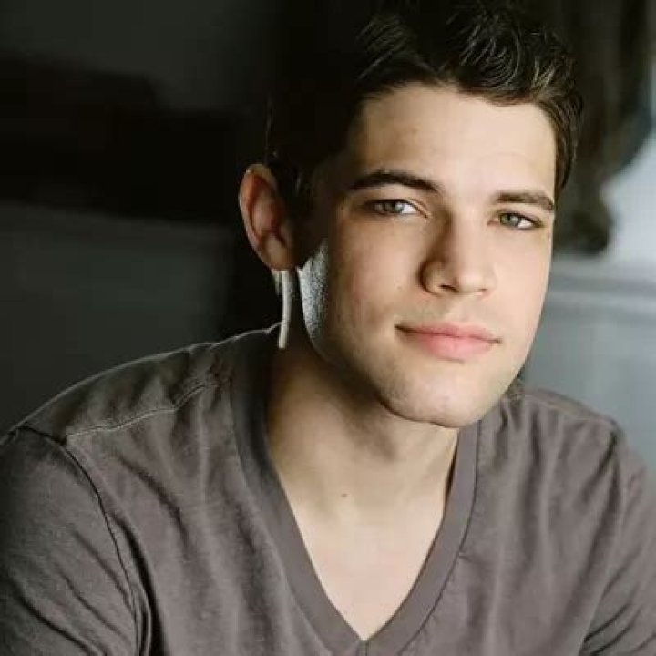 Jeremy Jordan Height: Everything You Need to Know About the Talented Star
