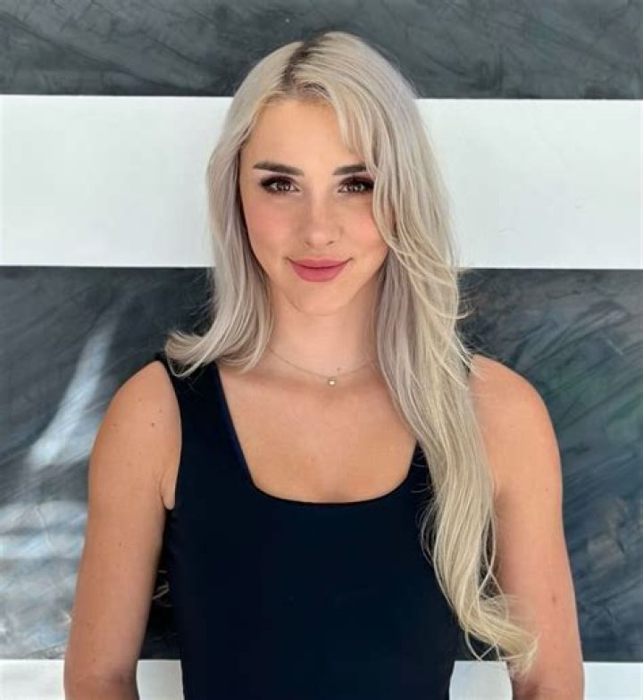 Exploring the Life of Jordan Peterson's Daughter: A Comprehensive Guide