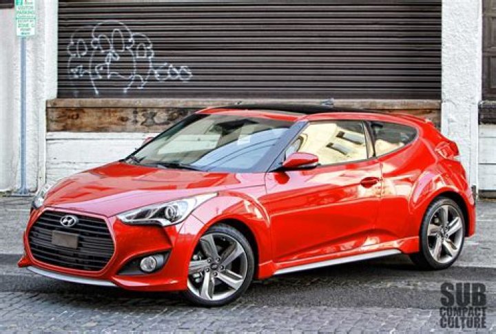 New Kia Veloster: Style & Performance!