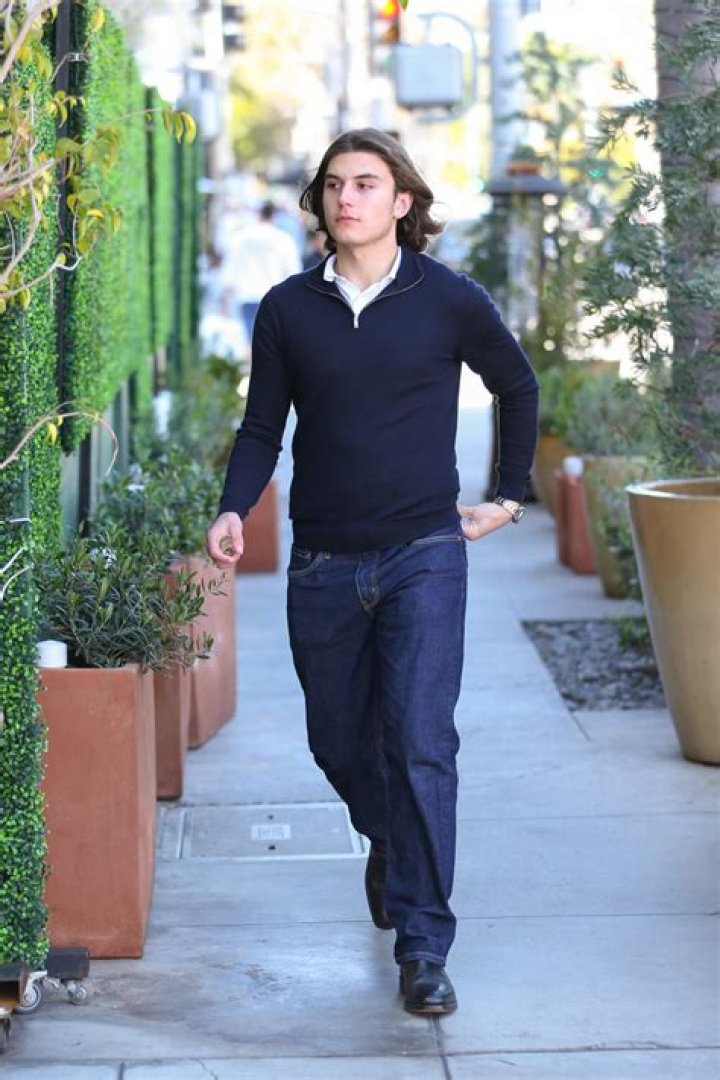 Unveiling the Life of Kingston Rossdale: The Rising Star