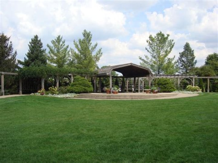 Klehm Arboretum & Botanic Garden: A Hidden Gem in Rockford, IL