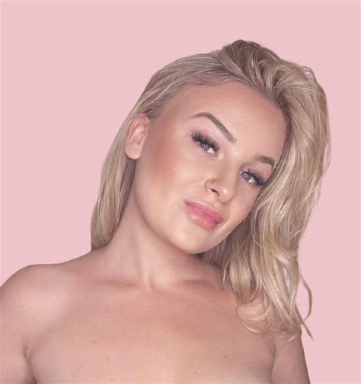 Layla Swan: The Rising Star in the Entertainment Industry