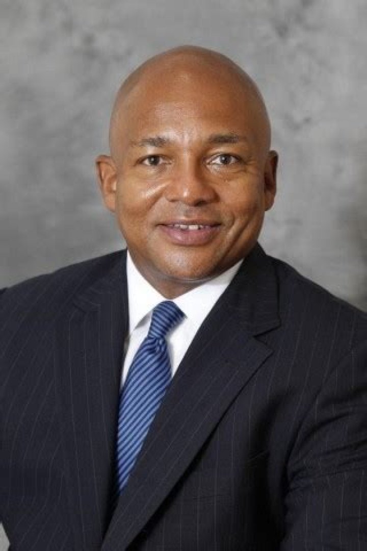 The Impact of Lester Owens at Wells Fargo