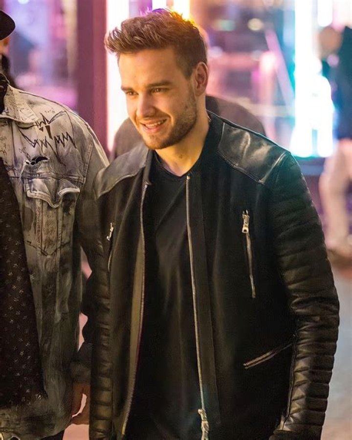 Unveiling the World of Liam Photos: A Comprehensive Guide