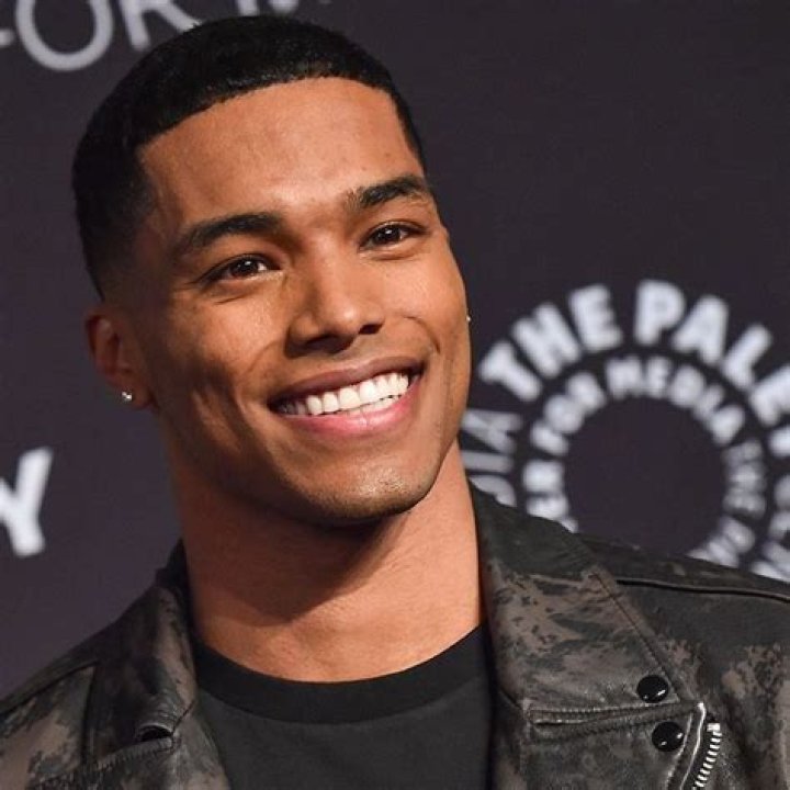 Illuminating the Spotlight: The Rise of Lightskin Actors