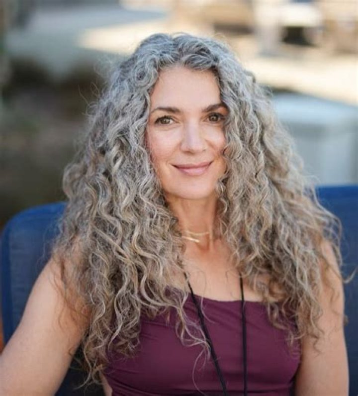 Understanding Lisa Sapolsky: A Comprehensive Insight into Her Life and Work