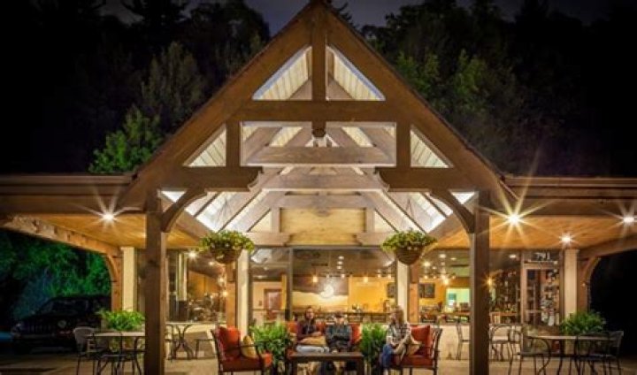 Discovering the Local Lion Boone: A Cultural Icon